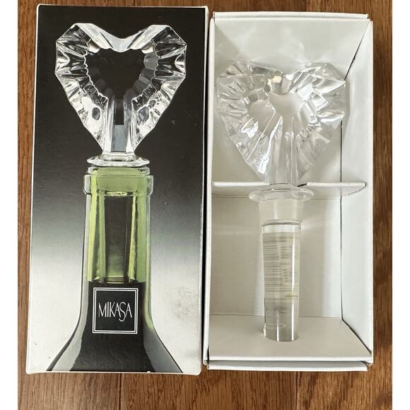 MIKASA VENUS Heart Shaped Faceted Crystal Wine Bottle Stopper NIB(open box) - Picture 1 of 4